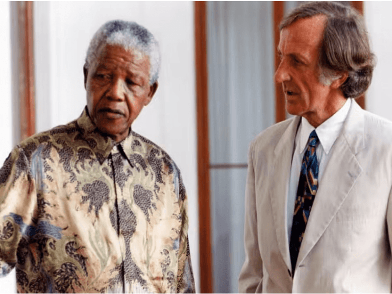 In Memoriam John Pilger: Sobre el apartheid y posteriores&nbsp;injusticias