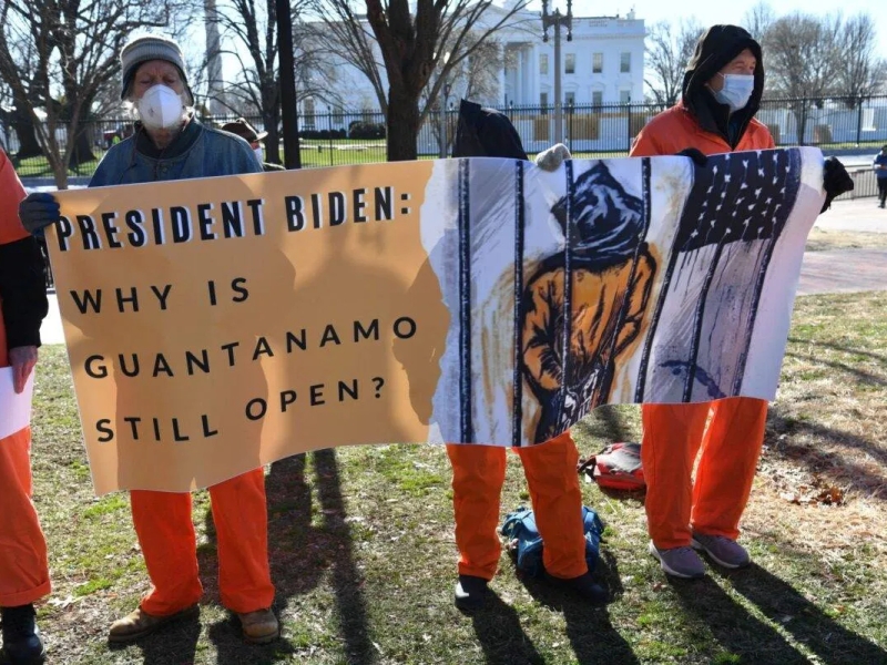 «¿Pintorescos y obsoletos?» El peligro de olvidar Guantánamo