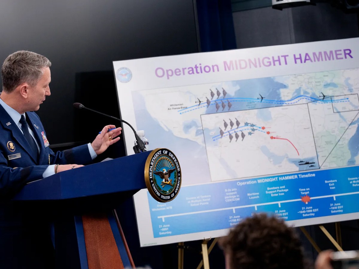 «Se ha cruzado una nueva línea»: Estados Unidos provoca a Irán con ataques contra instalaciones&nbsp;nucleares