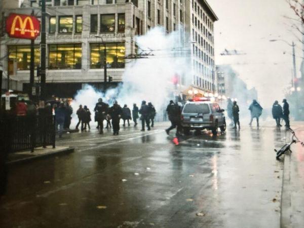 Terrorismo interno a plena vista: Supremacía blanca, violencia estatal y ataque a la&nbsp;democracia