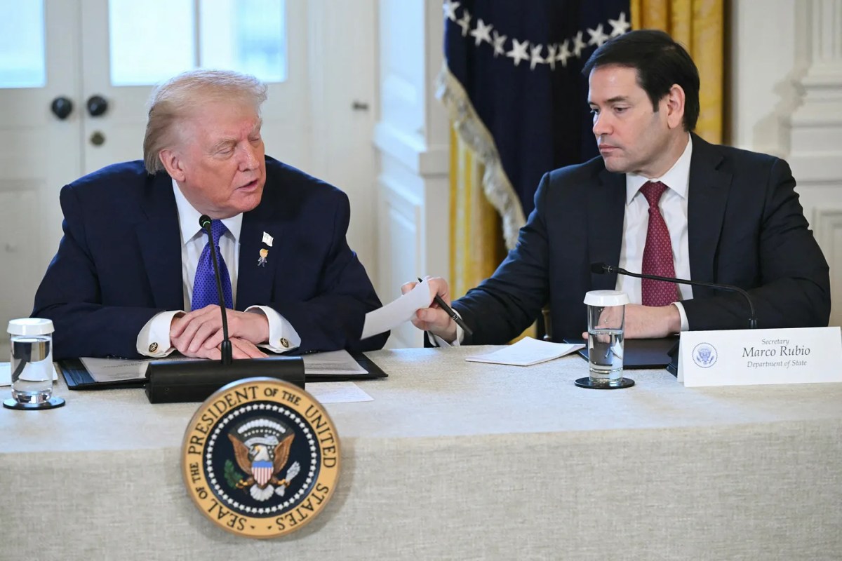 EXCLUSIVA: Marco Rubio está bloqueando deliberadamente a Trump en las negociaciones con&nbsp;Cuba