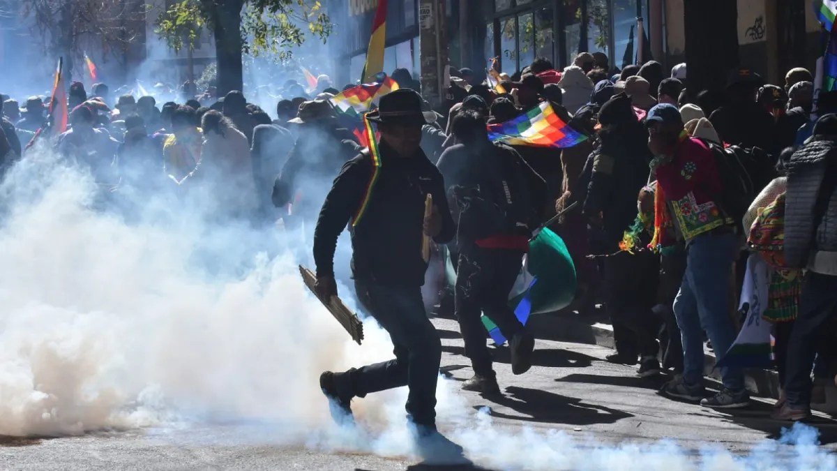Bolivia: El gobierno de Paz utiliza la guerra jurídica contra los manifestantes, tildándolos de “terroristas” y “narcotraficantes”