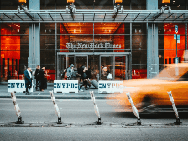 Malabares en el New York Times: Nicholas Kristof escribió sobre la tortura sexual de prisioneros por parte de Israel; al día siguiente, Isabel Kershner publicaba nuevas acusaciones de violación, sin verificar, contra&nbsp;Hamás
